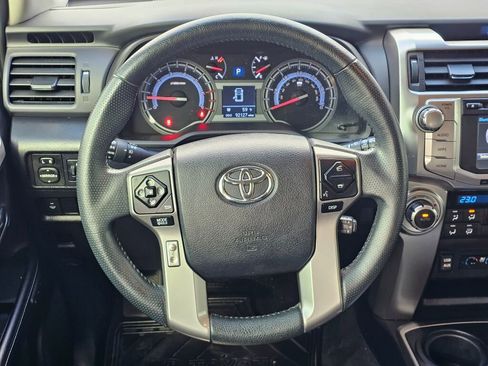 Used 2019 Toyota 4Runner Limited AWD/4WD image 19