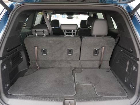 Used 2025 Buick Enclave Preferred image 27