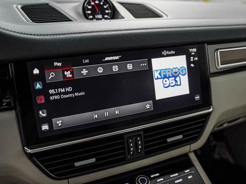 Certified 2023 Porsche Cayenne GTS AWD/4WD image 22