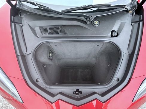 Used 2023 Chevrolet Corvette Stingray Premium Cpe w/ Body-Color Dual Roof Package image 19