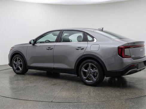 Used 2025 Kia K4 LXS image 6