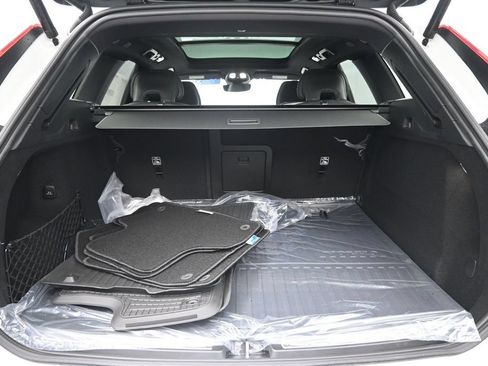 New 2026 Volvo XC60 T8 Ultra w/ Climate Package AWD/4WD image 22