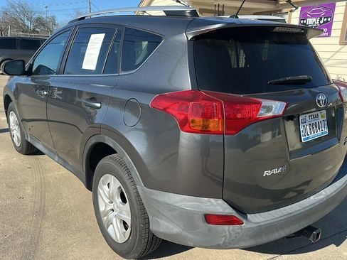 Used 2015 Toyota RAV4 LE image 3