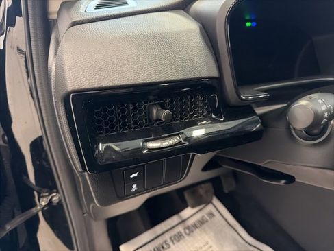 Used 2024 Honda CR-V EX-L image 19
