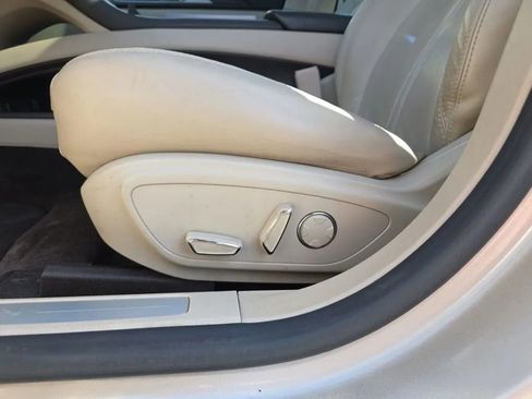 Used 2017 Lincoln MKZ Reserve FWD image 16