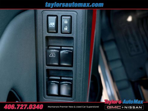 Used 2022 Nissan Frontier PRO-4X AWD/4WD image 35
