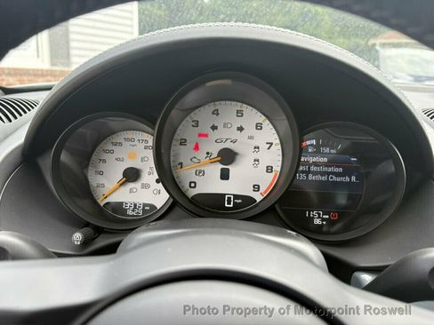 Used 2023 Porsche 718 Cayman GT4 RWD image 17