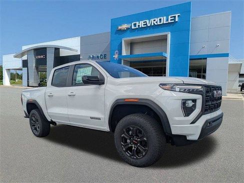 New 2025 GMC Canyon Elevation w/ Convenience Package image 3