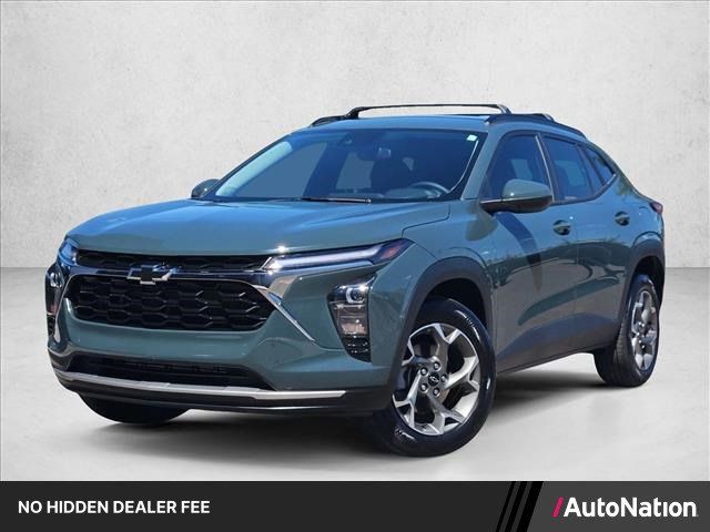Used 2026 Chevrolet Trax LT w/ Driver Confidence Package FWD image 1