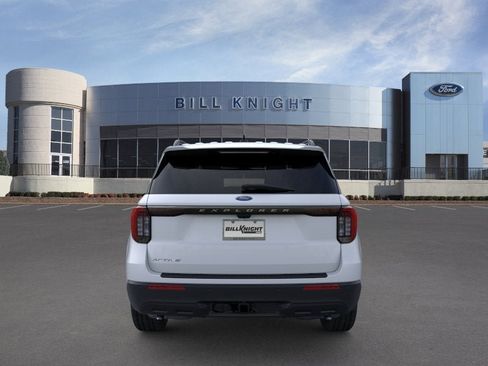 New 2026 Ford Explorer Active RWD image 29