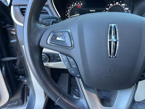 Used 2019 Lincoln MKC Reserve image 20