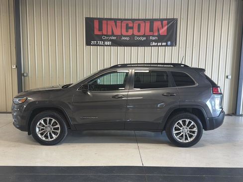 Used 2022 Jeep Cherokee Latitude Lux image 2