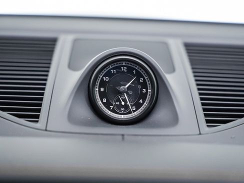 Certified 2025 Porsche Macan image 21