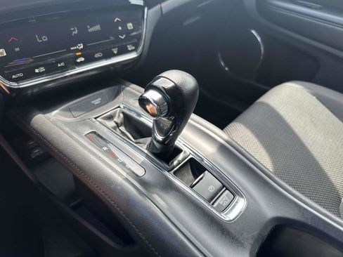 Used 2021 Honda HR-V EX image 26