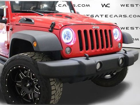 Used 2017 Jeep Wrangler Unlimited Sport image 31
