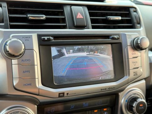 Used 2016 Toyota 4Runner Limited image 13