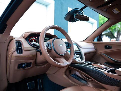 Used 2023 Aston Martin DBX 707 AWD/4WD image 37