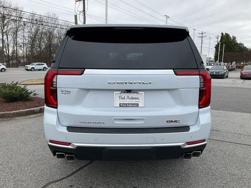 New 2026 GMC Yukon XL Denali image 23