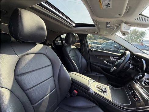 Used 2020 Mercedes-Benz C 300 Sedan w/ Premium Package image 33