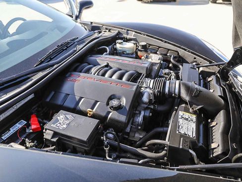 Used 2007 Chevrolet Corvette Base w/ Preferred Equipment Group image 26