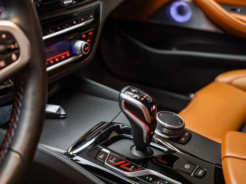 Certified 2022 BMW M5 w/ Executive Package image 23