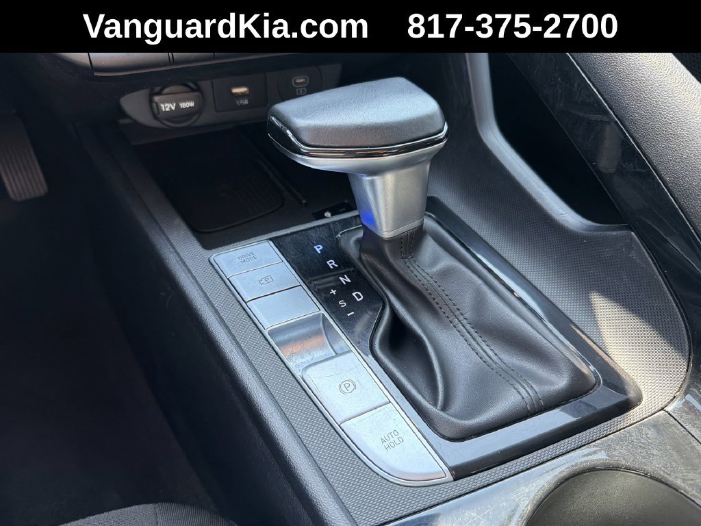 Used 2025 Hyundai Elantra SEL FWD image 24