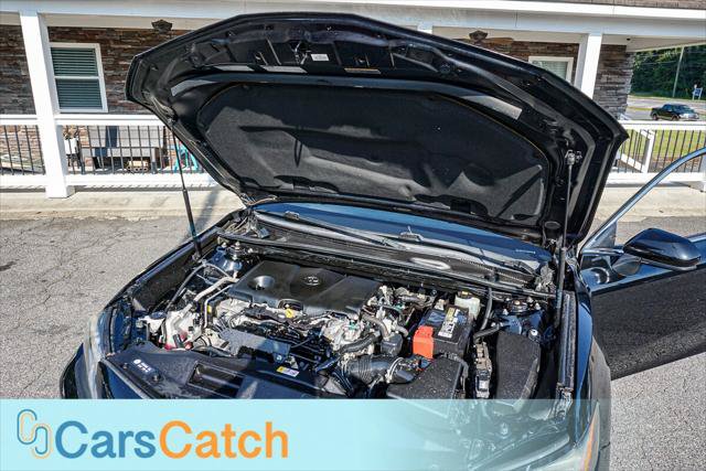 Used 2018 Toyota Camry SE FWD image 38