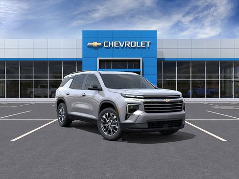 New 2026 Chevrolet Traverse LT w/ Sun and Wheel Package AWD/4WD image 1
