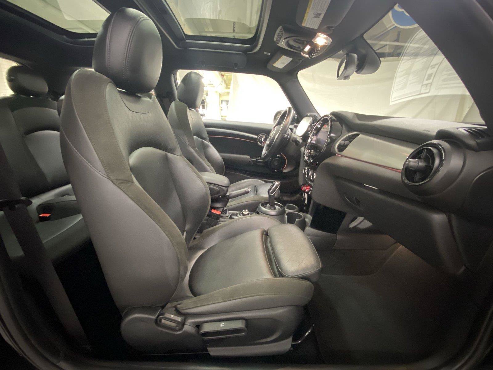 Used 2023 MINI Cooper S FWD image 30