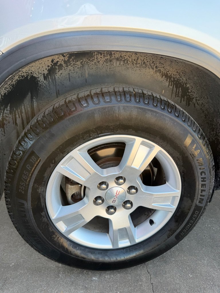 Used 2012 GMC Acadia SLE FWD image 23