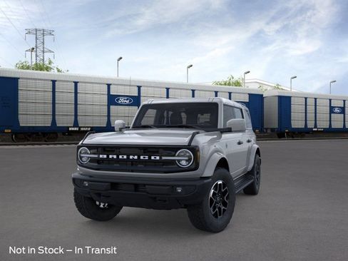 New 2026 Ford Bronco Outer Banks AWD/4WD image 2