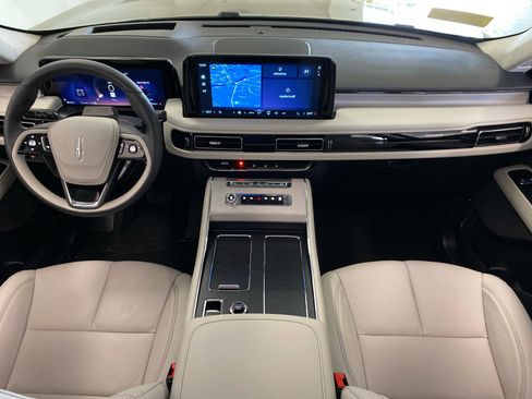 New 2026 Lincoln Aviator Reserve image 18