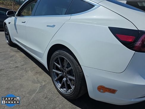 Used 2019 Tesla Model 3 Standard Range Plus image 86