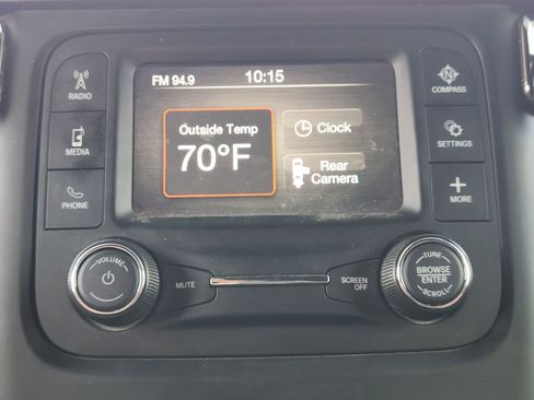 Used 2022 RAM 2500 Tradesman w/ Protection Group image 18