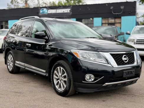 Used 2015 Nissan Pathfinder SL w/ Cargo Package AWD/4WD image 1
