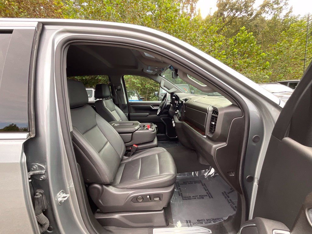 Used 2026 GMC Sierra 1500 SLT AWD/4WD image 22