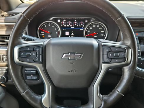 Used 2021 Chevrolet Suburban Z71 w/ Z71 Off-Road Package AWD/4WD image 20