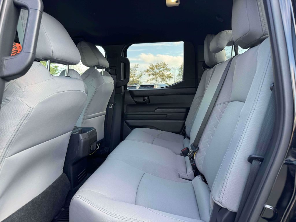 Used 2025 Toyota Tacoma SR5 AWD/4WD image 13