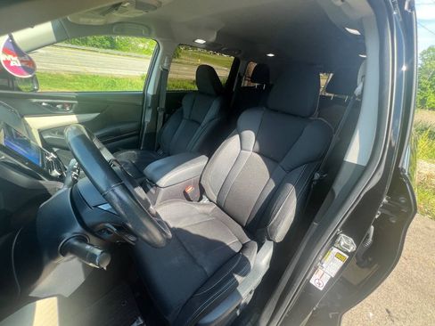 Used 2019 Subaru Ascent Premium AWD/4WD image 13