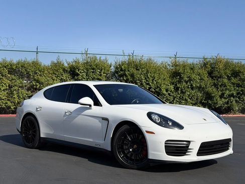 Used 2016 Porsche Panamera GTS AWD/4WD image 2