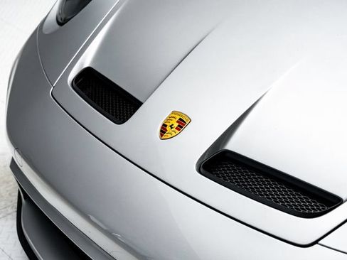 Certified 2024 Porsche 911 GT3 RWD image 40