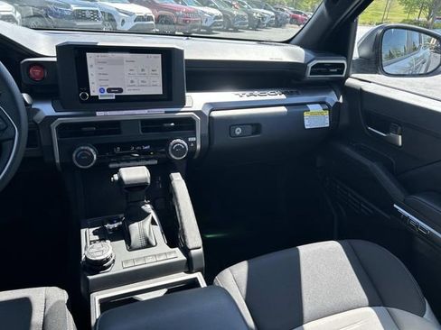 New 2026 Toyota Tacoma TRD Off-Road AWD/4WD image 17