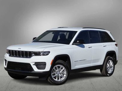 New 2025 Jeep Grand Cherokee Laredo