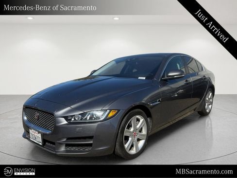 Used 2017 Jaguar XE Premium RWD image 1