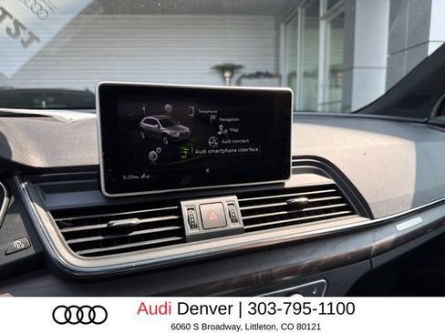 Used 2019 Audi Q5 2.0T Premium Plus w/ Premium Plus Package AWD/4WD image 6