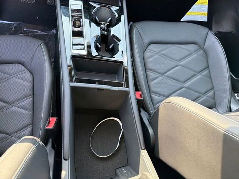 New 2026 Volkswagen Atlas SE FWD image 25