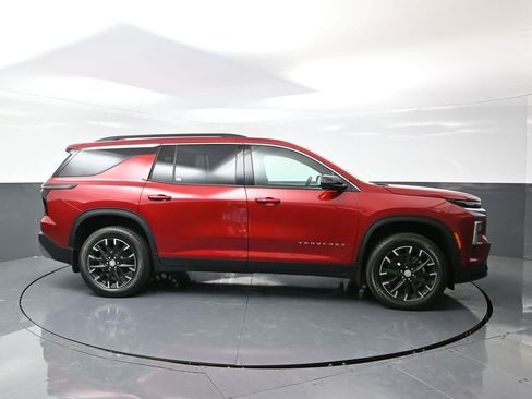 New 2026 Chevrolet Traverse LT w/ Sun and Wheel Package image 2