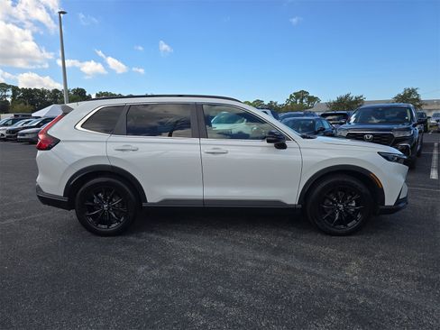 Used 2023 Honda CR-V Sport image 3
