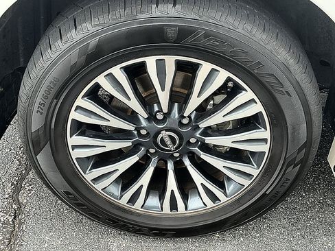 Used 2023 Nissan Armada SL w/ Midnight Edition Package AWD/4WD image 10