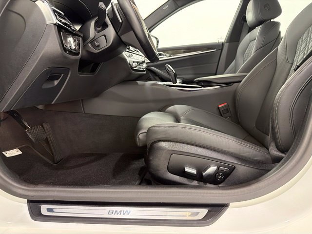 Certified 2023 BMW 530i xDrive w/ Convenience Package AWD/4WD image 14